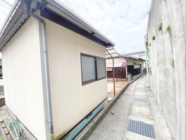 糟屋郡篠栗町津波黒3丁目　中古戸建の外観|物件裏側の外観です