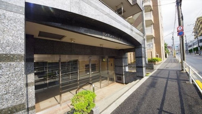 【エントランス】 | リンデンハイム赤塚 | ゆとりのあるエントランスです