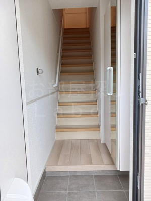 【玄関】 | グリーンテラスＡ