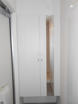 【玄関】 | ラ・フォンテⅡ | 別のお部屋の写真です