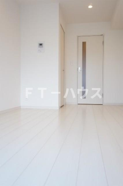 千葉市花見川区幕張町３丁目の賃貸マンションの居間・リビング