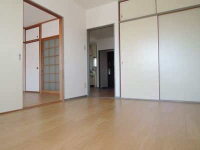 【洋室】 | リバティコーポヒロ