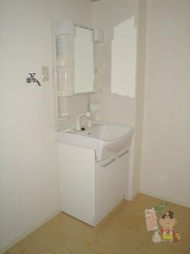 テット・ロッソの洗面所|洗面