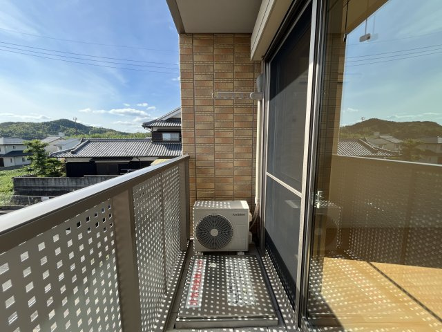 カルムリー福崎Ｃのバルコニー