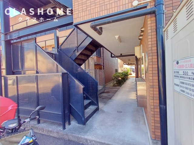 アンプルール フェール 縁 Ⅰ　　刈谷市近郊の賃貸はクラスホーム刈谷店のエントランス