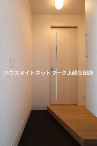 アネシス駅南の玄関|玄関