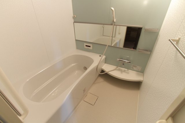 チェリーツリータウンの浴室