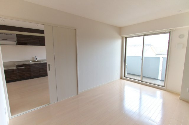 チェリーツリータウンの洋室