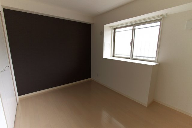 チェリーツリータウンの洋室