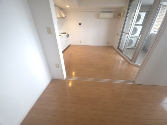 LANAI T GADENの居間・リビング