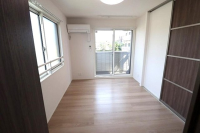 【寝室】 | Delight