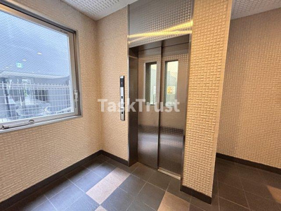 【エントランス】 | アースブルージュ