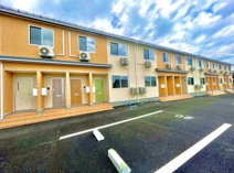 西村山郡河北町谷地荒町東２丁目のアパートの画像