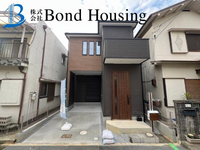 人気の学校区・お車１台駐車可・中朝霧丘　限定１棟の外観