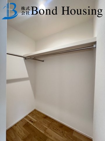 人気の学校区・お車１台駐車可・中朝霧丘　限定１棟の収納