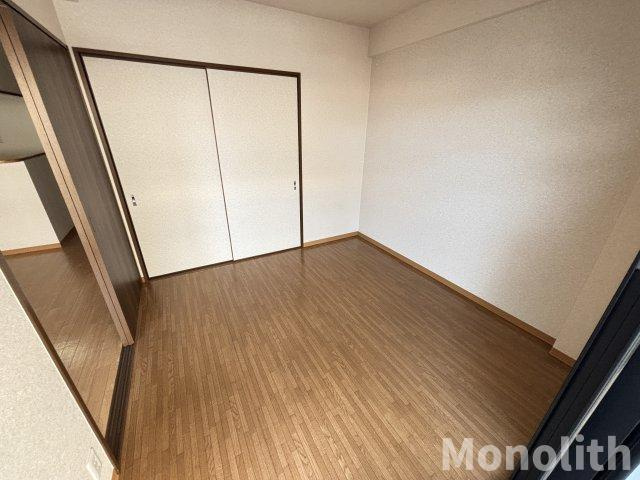 シャンテ小倉の洋室
