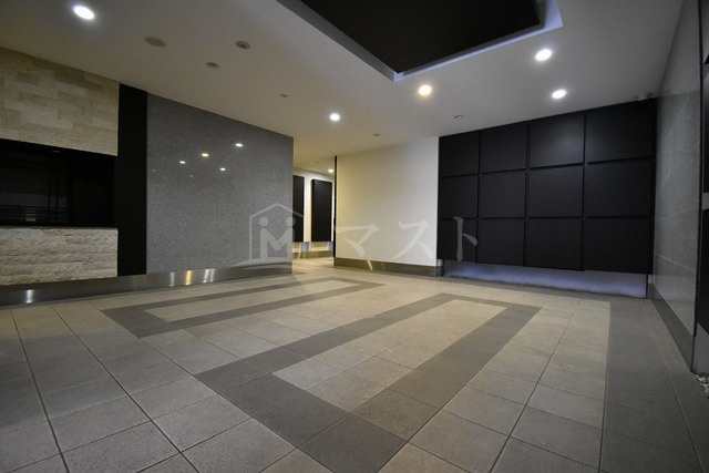 ラナップスクエア堺筋本町のロビー