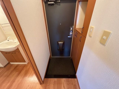 【玄関】 | コートヴェール中島田