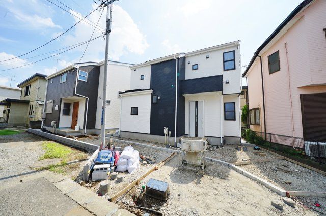 【横浜市瀬谷区宮沢3丁目2-26全2棟新築戸建て】★仲介手数料無料★（原小学校・原中学校）の外観