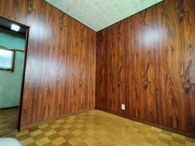 【洋室】 | 鶴見区今津南３丁目中古戸建 | 洋室（約4.5帖）：間取り中央の洋室です。