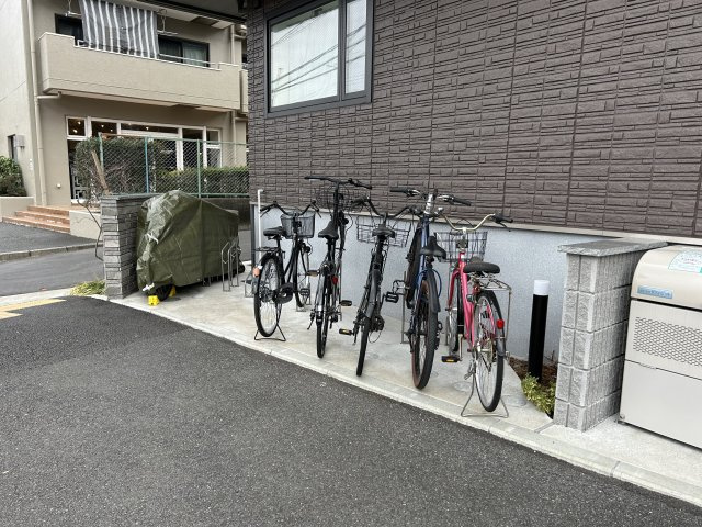 OVERTUREのその他共用部分|OVERTURE　駐輪場