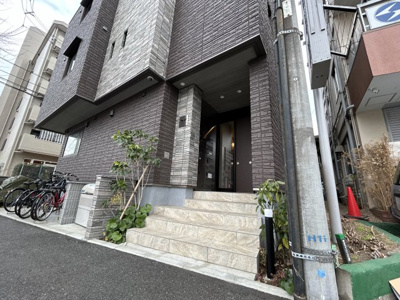 【エントランス】 | OVERTURE | OVERTURE　エントランス