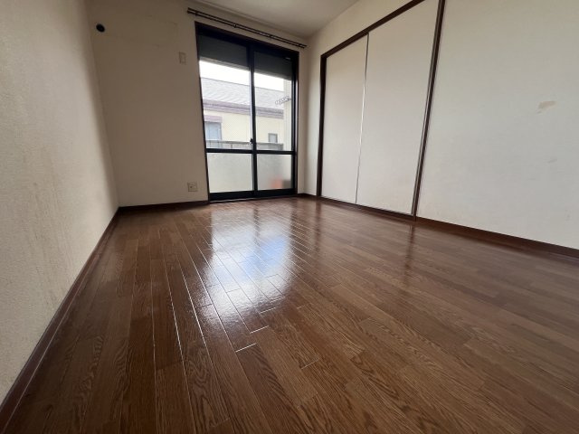 フォーレス緑が丘Aの居間・リビング