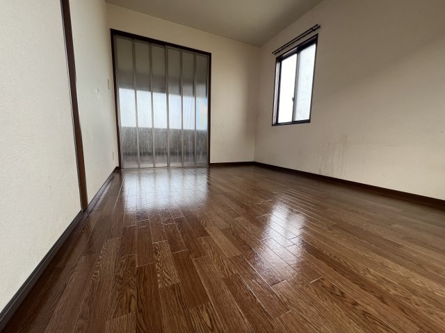 フォーレス緑が丘Aの寝室