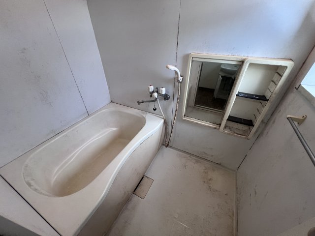 フォーレス緑が丘Aの浴室