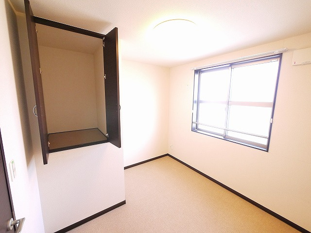 レオネクストサンシャイン岩室の収納|小物を収納するのに便利です