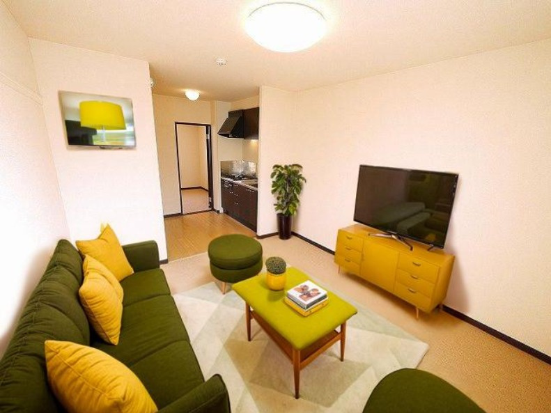 レオネクストサンシャイン岩室の居間・リビング|CGで家具等を配置したもので家具等は含まれません