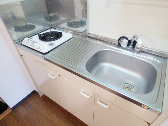 ジュネス九軒町の内装|明るい色調の室内です