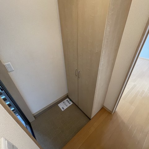 ディアコート９の玄関