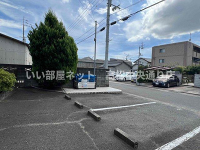 【駐車場】 | クレイドル湯浅