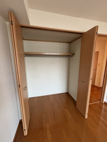 デルプラトⅡの収納|洋室にクローゼットがあります。