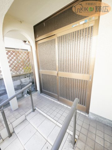 【玄関】 | 加古川市野口町長砂　中古戸建