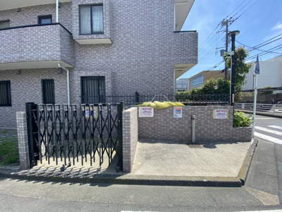 【その他共用部分】 | シャロール川崎 | ゴミ置き場