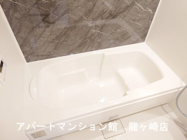 ベル　フルールⅠの浴室