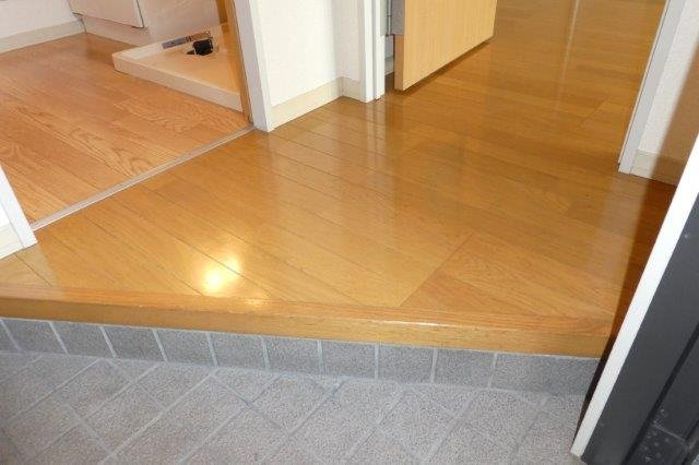 倉敷市平田のアパートの玄関