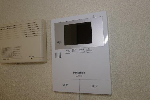 倉敷市平田のアパートのセキュリティ|ＴＶインターホン