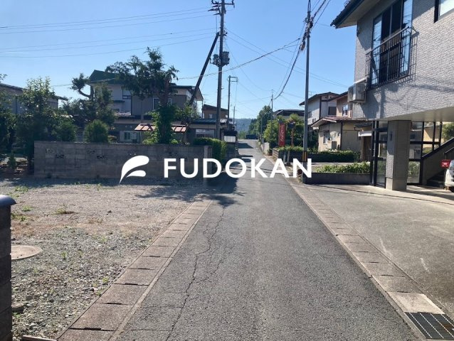 東根市白水【売地】の前面道路含む現地写真|前面道路