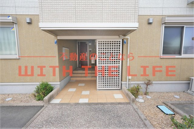 SekutoB棟【キャッシュバック対象物件】のエントランス|清潔なエントランスです
