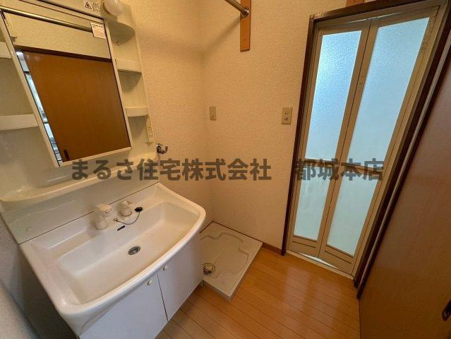 アイコーポ中原の独立洗面台