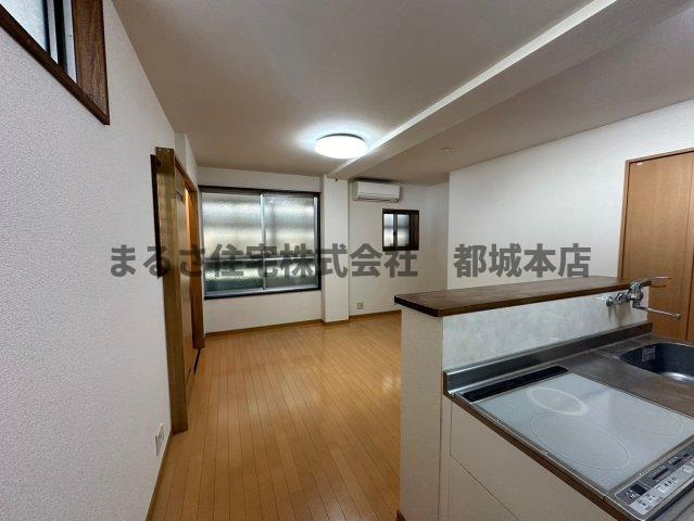 アイコーポ中原の洋室