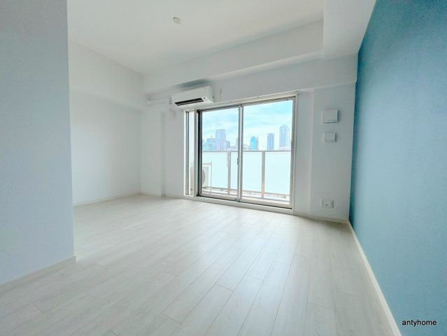 Alivis北梅田　仲介手数料無料の洋室