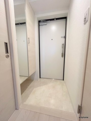 Alivis北梅田　仲介手数料無料の玄関
