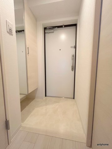 Alivis北梅田　仲介手数料無料の玄関