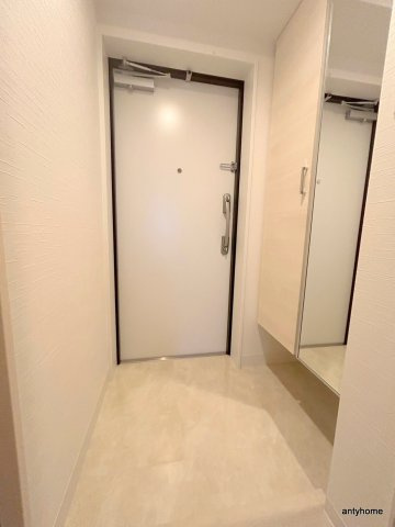 Alivis北梅田　仲介手数料無料の玄関