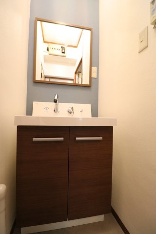 富久ビルの洗面所