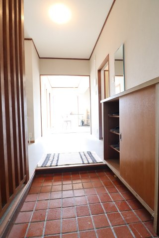 富久ビルの玄関